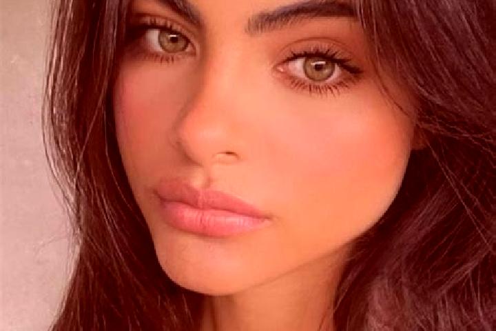 Isabella, 29, a black hazel-eyed middle eastern companion based in Kolsass. Offering 69, Erotic Massage, Dinner Date. Available for incall and outcall, overn...