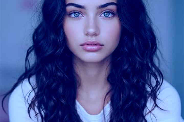 Isabella, 29, a brunette green-eyed mediterranean companion based in Pleasant Lake. Offering Erotic Massage, BDSM, Overnight. Available for incall and outcal...