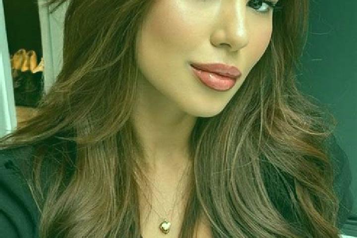 Isabella, 29, a chestnut brown-eyed latina companion based in Grevenmacher. Offering Massage, Couples, OWO. Available for incall and outcall, overnight booki...