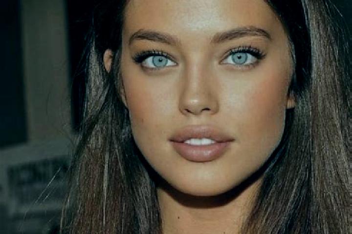 Isabella, 29, a chestnut hazel-eyed caucasian companion based in Banora Point. Offering A-Level, Couples, Tantra. Available for incall and outcall, day and e...
