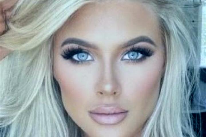 Isabella, 29, a platinum blonde blue-eyed european companion based in Gyigang. Offering Girlfriend Experience, Fetish, CIM, Travel Companion. Available for i...