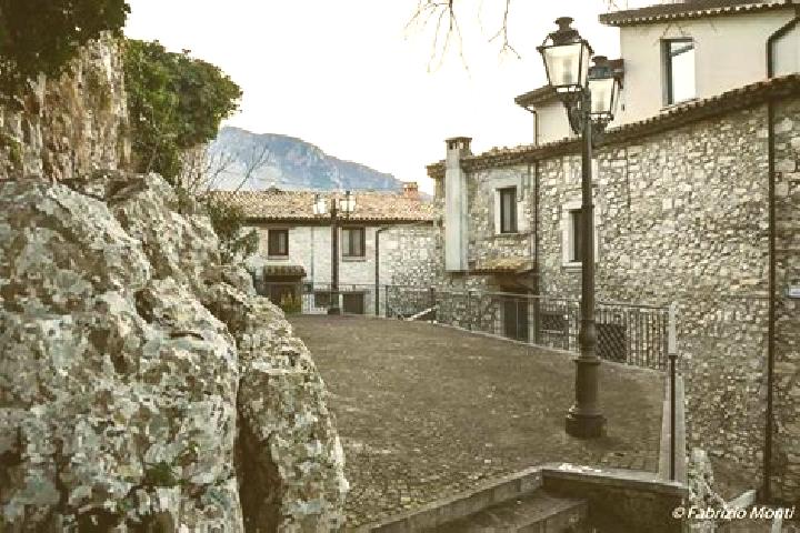 Isabella, 29 — Escort in Castelnuovo Parano, Italy