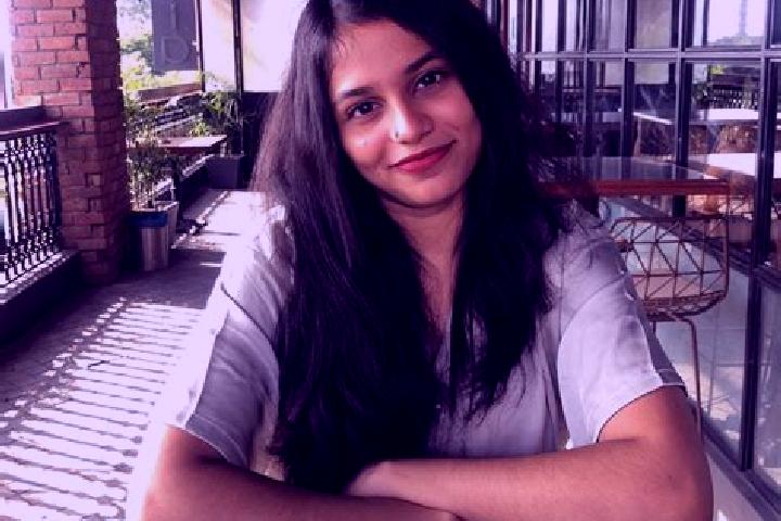 Isabella, 29 — Escort in Manglaur, India