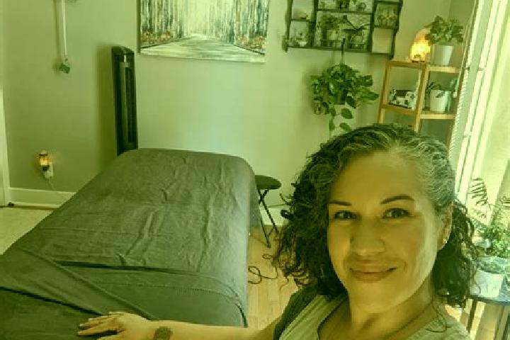 Isabella, 30, a auburn amber-eyed ebony companion based in Schwaighofen. Offering Overnight, Duos, Prostate Massage, Tantra. Available for incall and outcall...