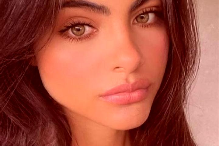 Isabella, 30, a brunette dark-eyed european companion based in Obercunnersdorf. Offering BDSM, Overnight, Domination. Available for incall and outcall, overn...