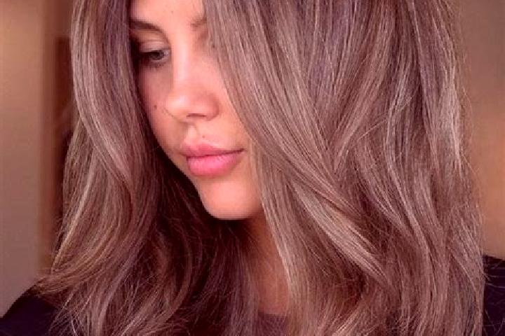 Isabella, 30, a brunette grey-eyed ebony companion based in Huelkail. Offering Tantra, GFE, CIM. Available for incall and outcall, overnight bookings available.