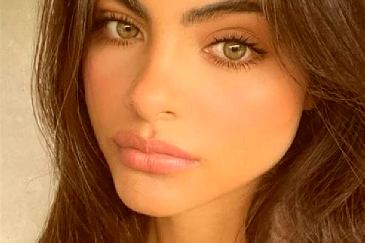 Isabella, 30, a chestnut green-eyed indian companion based in Cornea. Offering Striptease, Duos, CIM, Tantra. Available for incall and outcall, day and eveni...