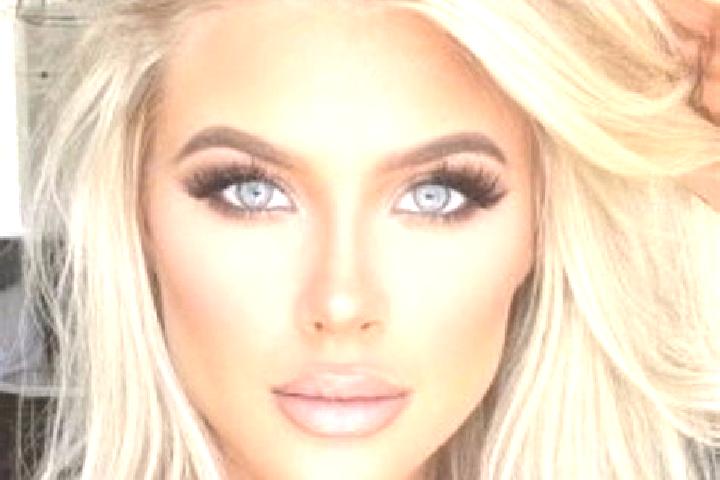 Isabella, 30, a platinum blonde brown-eyed latina companion based in Theereheide. Offering Girlfriend Experience, Couples, Fetish, A-Level. Available for inc...