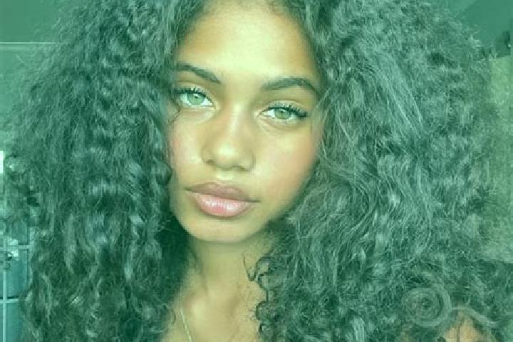 Isabella, 30, a red blue-eyed ebony companion based in Ostiglia. Offering Deep French Kissing, Tantra, Roleplay, Domination, CIM. Available for incall and ou...