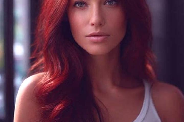 Isabella, 30, a red hazel-eyed caucasian companion based in Belterra. Offering OWO, 69, Duos, Couples. Available for incall and outcall, day and evening dates.