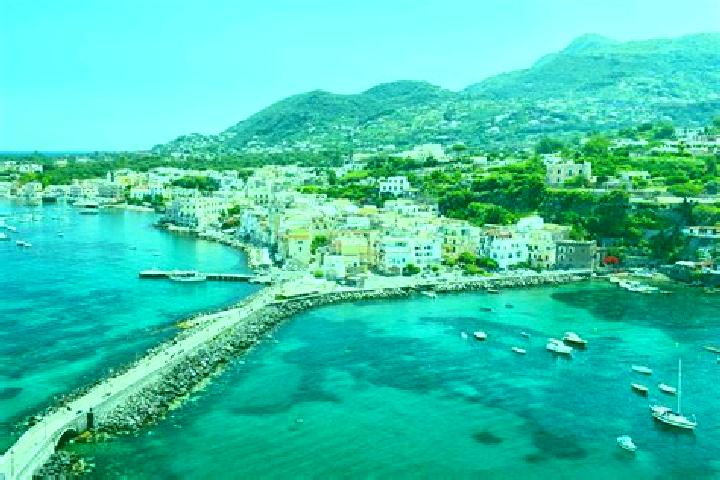 Isabella, 30 — Escort in Ischia di Castro, Italy