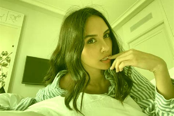 Isabella, 31, a auburn amber-eyed indian companion based in Kandari. Offering Party Girl, CIM, Girlfriend Experience, OWO. Available for incall and outcall, ...