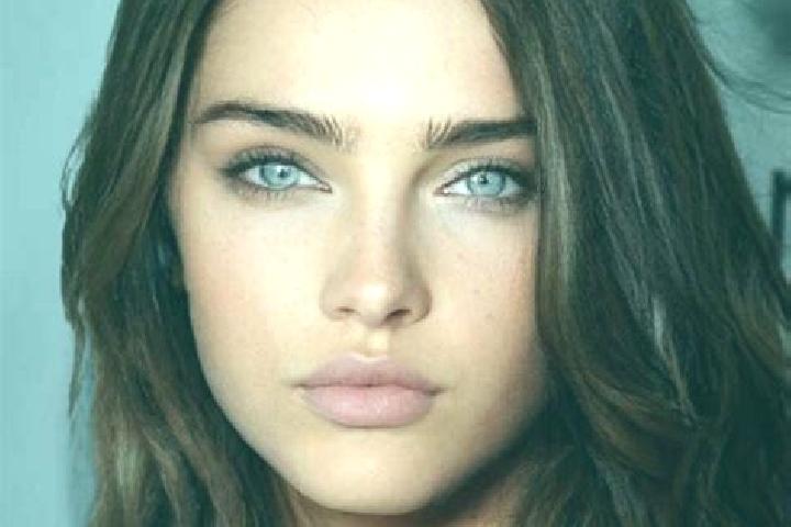 Isabella, 31, a brunette amber-eyed caucasian companion based in Sapozhok. Offering Duos, Deep French Kissing, Striptease, Party Girl, Erotic Massage. Availa...