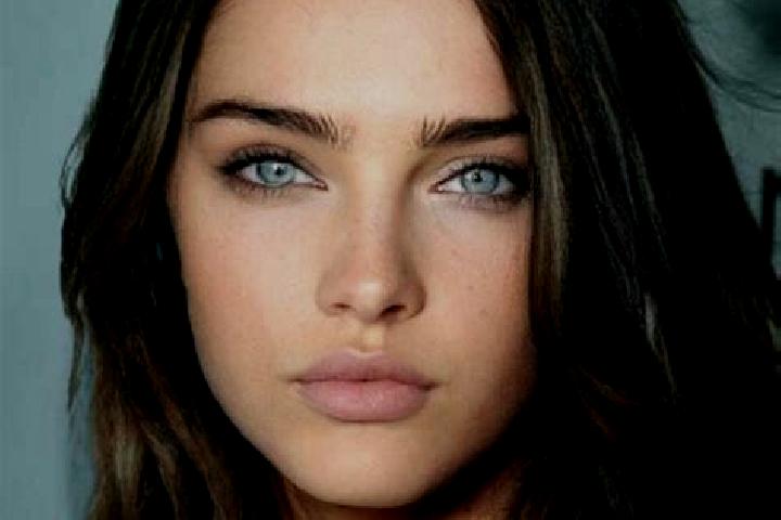 Isabella, 31, a brunette brown-eyed mixed companion based in Kovaci. Offering 69, Domination, Tantra, A-Level. Available for incall and outcall, day and even...