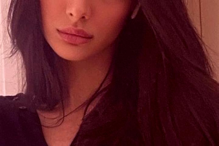 Isabella, 31, a chestnut dark-eyed middle eastern companion based in Chenzui. Offering 69, Deep French Kissing, OWO, Prostate Massage, Couples. Available for...