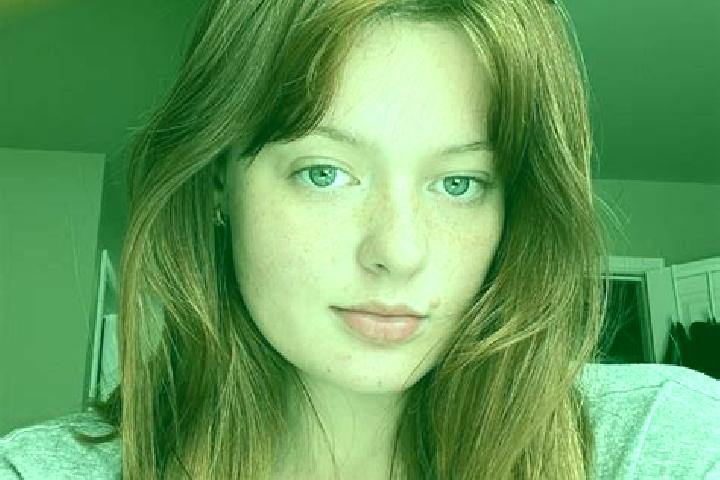 Isabella, 31, a red dark-eyed caucasian companion based in Vilappil. Offering OWO, Overnight, CIM. Available for incall and outcall, day and evening dates.