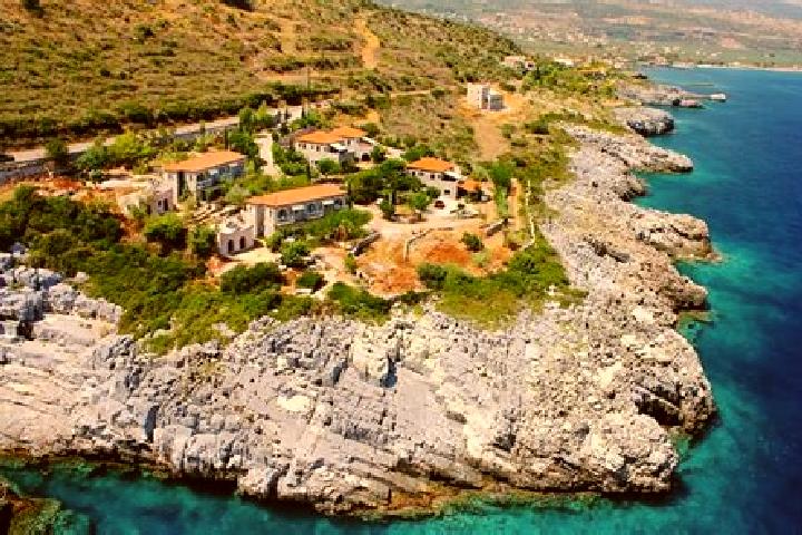 Isabella, 31 — Escort in Agios Dimitrios Kropias, Greece