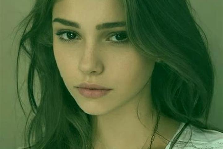 Isabella, 32, a brunette hazel-eyed slavic companion based in Bontang Baru. Offering BDSM, Prostate Massage, Tantra, 69. Available for incall and outcall, ov...