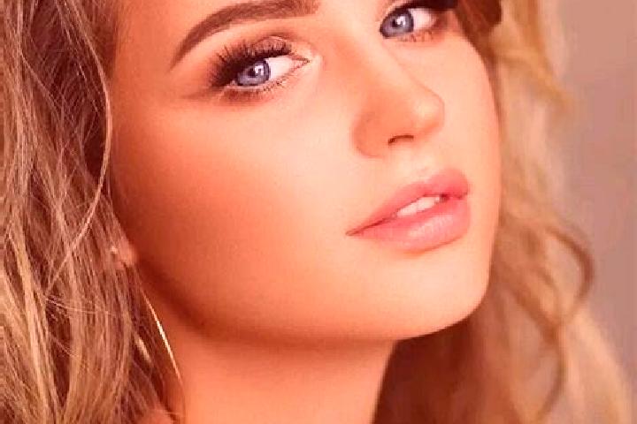 Isabella, 32, a dark blonde blue-eyed caucasian companion based in Yavuzlu. Offering Domination, Fetish, Deep French Kissing, 69. Available for incall and ou...