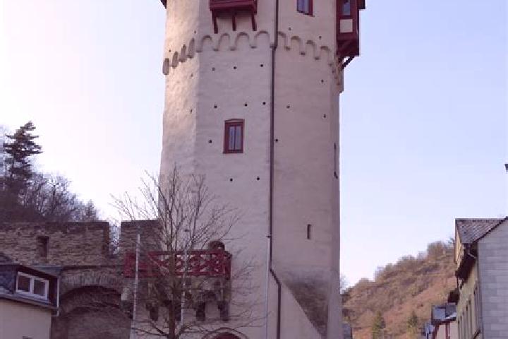 Isabella, 32 — Escort in Braubach, Germany