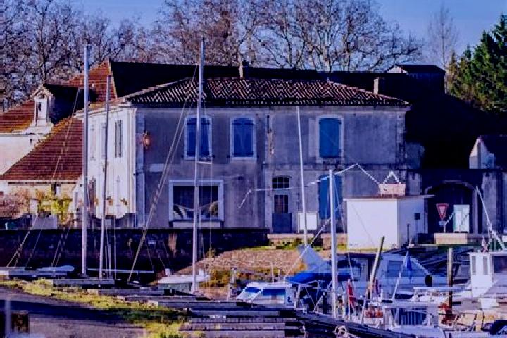 Isabella, 32 — Escort in Chenac-Saint-Seurin-d Uzet, France