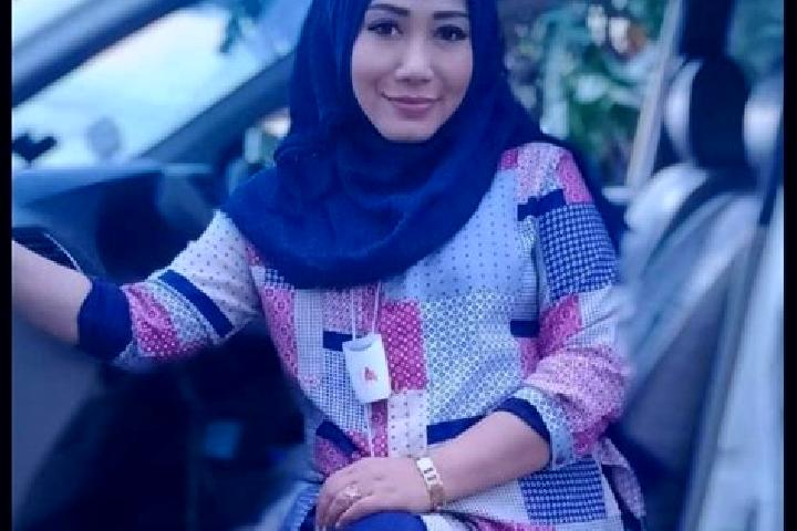 Isabella, 32 — Escort in Rappang, Indonesia