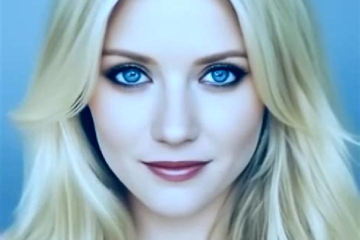 Isabella, 33, a blonde amber-eyed mixed companion based in Gropiusstadt. Offering Party Girl, Dinner Date, CIM, A-Level, GFE. Available for incall and outcal...