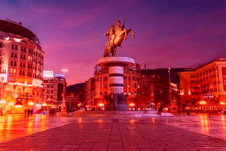 Isabella, 33 — Escort in Resen, North Macedonia