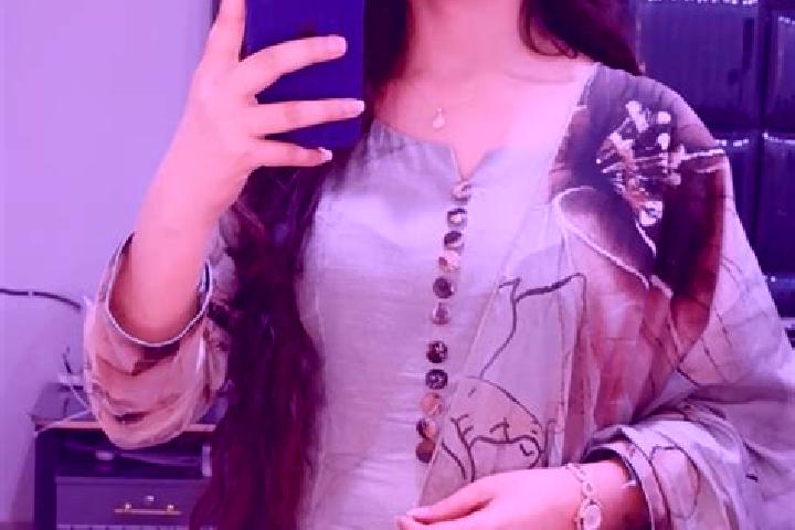 Isabella, 33 — Escort in Shujaabad, Pakistan