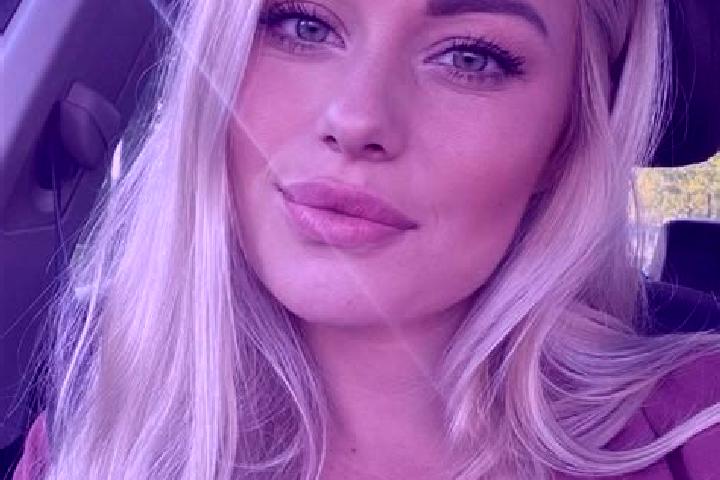 Isabella, 34, a blonde hazel-eyed caucasian companion based in Podebrady. Offering Domination, CIM, Prostate Massage, Fetish. Available for incall and outcal...