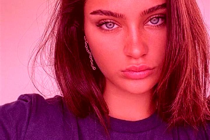 Isabella, 34, a brunette blue-eyed slavic companion based in Arena Po. Offering GFE, 69, Striptease. Available for incall and outcall, overnight bookings ava...