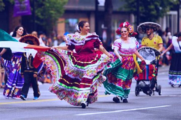 Isabella, 34, a brunette dark-eyed european companion based in Heroes del Cinco de Mayo. Offering OWO, Tantra, CIM. Available for incall and outcall, day and...