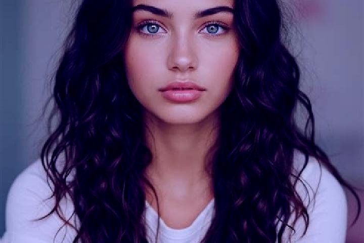 Isabella, 34, a chestnut amber-eyed mediterranean companion based in San Pablo Potrerillos. Offering Tantra, Erotic Massage, Travel Companion. Available for ...