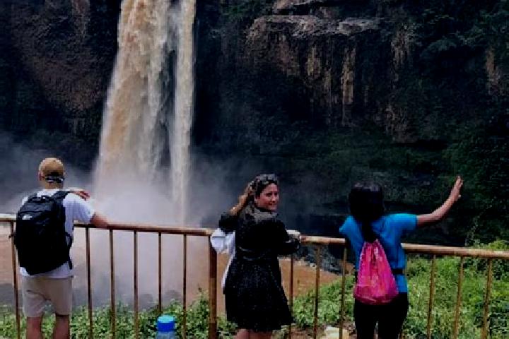 Isabella, 34 — Escort in Melong, Cameroon