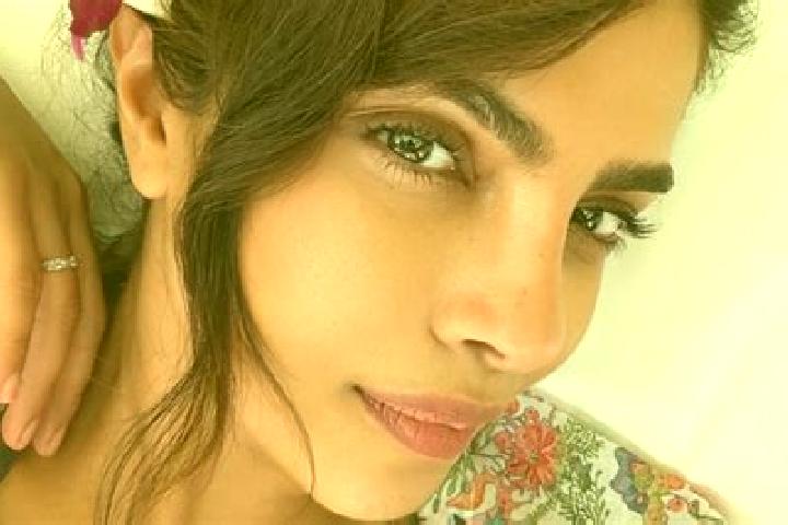 Isabella, 34 — Escort in Munshat Ali Agha, Egypt