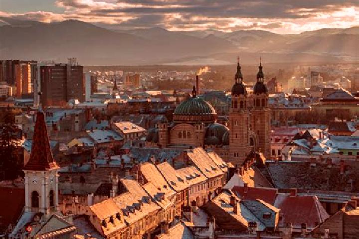 Isabella, 34 — Escort in Valeapai, Romania