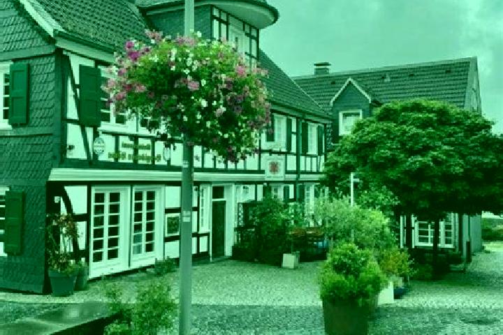 Isabella, 34 — Escort in Wermelskirchen, Germany