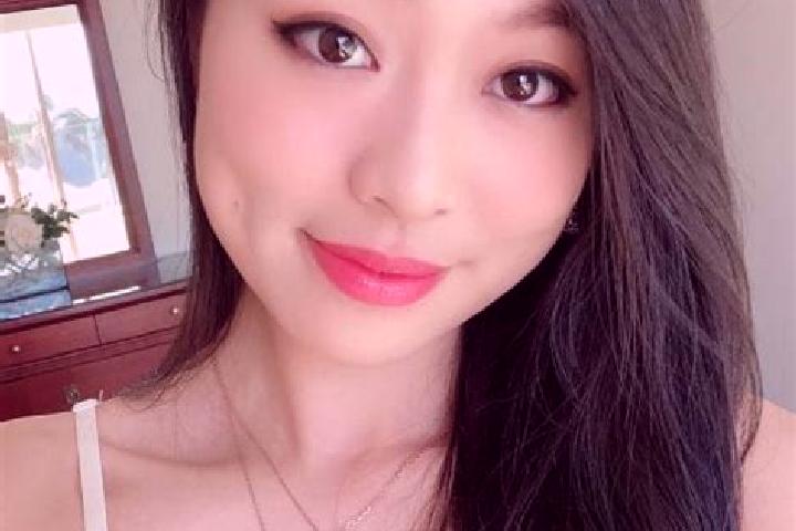 Isabella, 34 — Escort in Xiuying, China