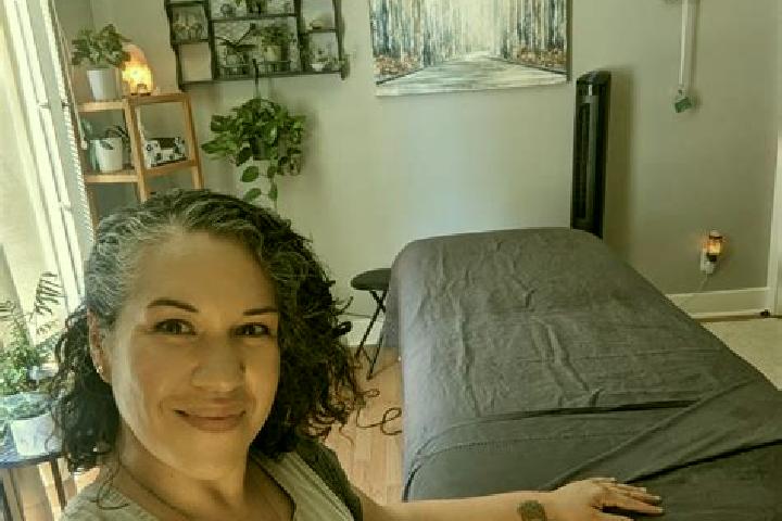 Isabella, 35, a black hazel-eyed ebony companion based in Woodlands North Coast. Offering Party Girl, Travel Companion, Massage, Overnight, Erotic Massage. A...