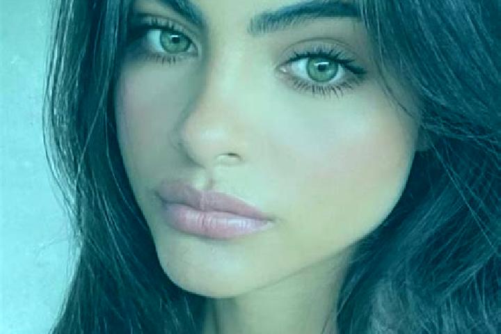 Isabella, 35, a red dark-eyed indian companion based in Jaguimitan. Offering Girlfriend Experience, Roleplay, Erotic Massage, OWO, Domination. Available for ...