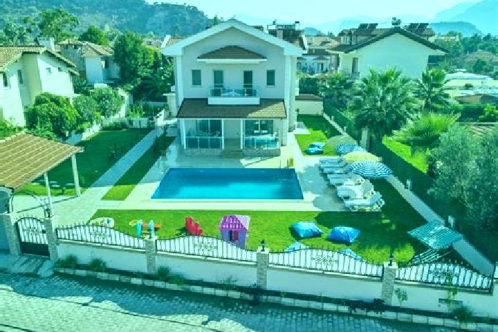 Isabella, 35 — Escort in Bueyuek Dalyan, Turkey