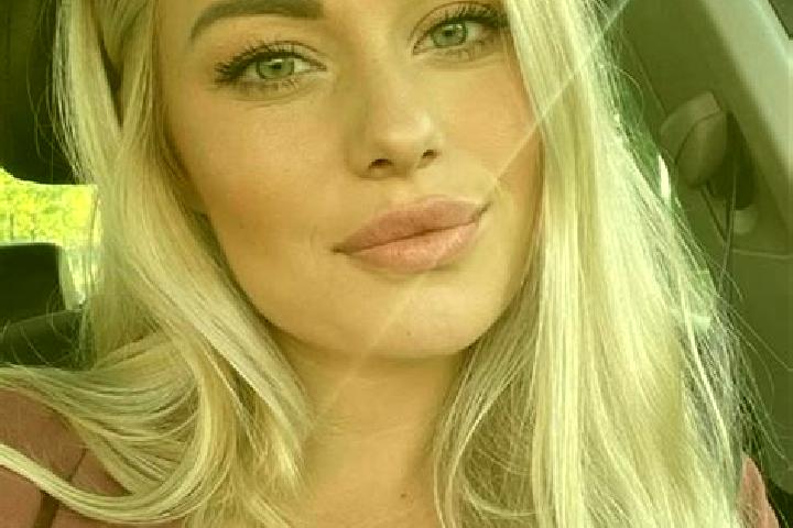 Isabella, 36, a blonde hazel-eyed caucasian companion based in Fujikawaguchiko. Offering BDSM, Tantra, Duos. Available for incall and outcall, day and evenin...