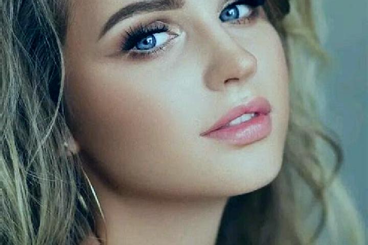 Isabella, 36, a dark blonde blue-eyed caribbean companion based in Ambanja. Offering Erotic Massage, GFE, Roleplay, Girlfriend Experience, Striptease. Availa...