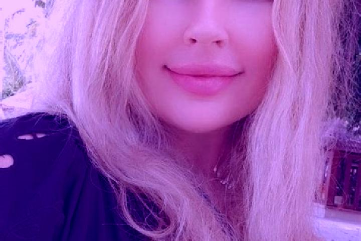 Isabella, 36, a dark blonde dark-eyed caucasian companion based in Salderes. Offering BDSM, GFE, Travel Companion, Tantra. Available for incall and outcall, ...