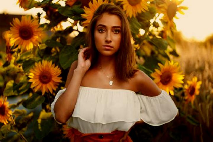 Isabella, 36 — Escort in Bereza, Russia