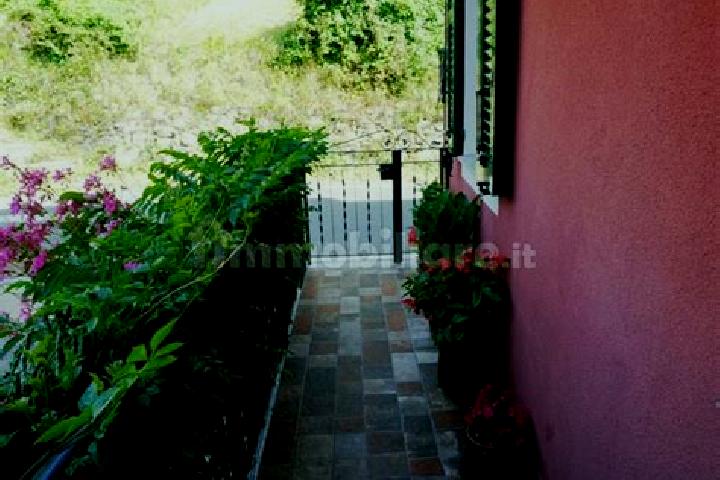 Isabella, 36 — Escort in Davagna, Italy