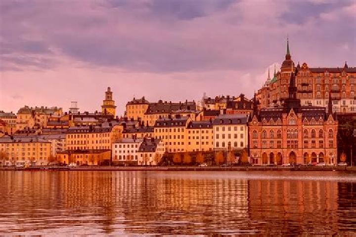 Isabella, 36 — Escort in Naevekvarn, Sweden