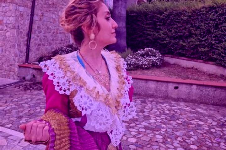 Isabella, 36 — Escort in San Giorgio Albanese, Italy