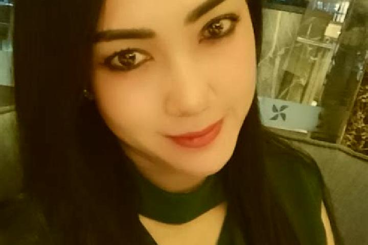 Isabella, 36 — Escort in Surabaya, Indonesia