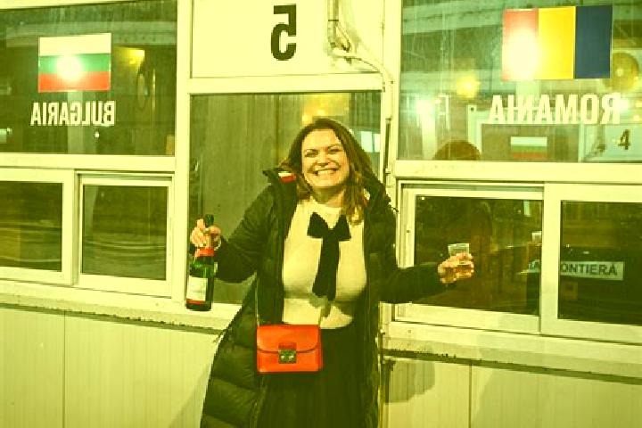 Isabella, 36 — Escort in Valcani, Romania
